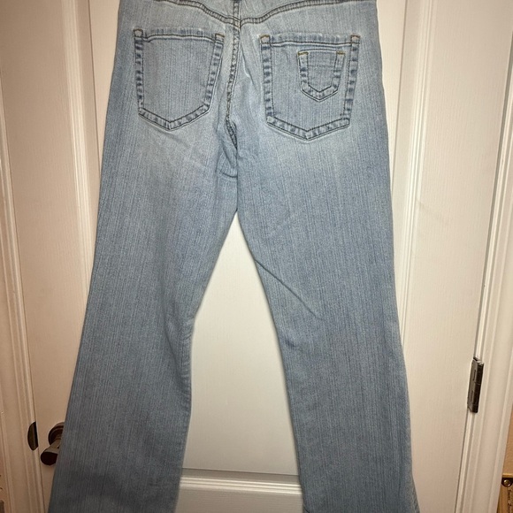 Tommy Hilfiger Light Wash Flare Jeans - Picture 2 of 8